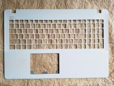 Верхня частина Asus X550CC